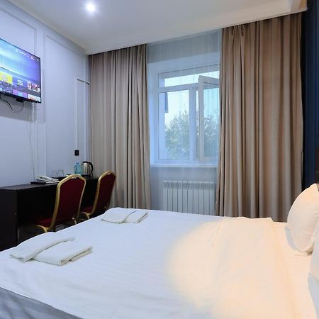 Hotel Vivaldis 알마티 외부 사진