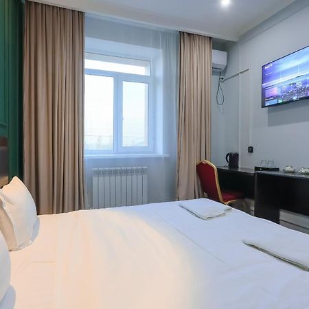 Hotel Vivaldis 알마티 외부 사진