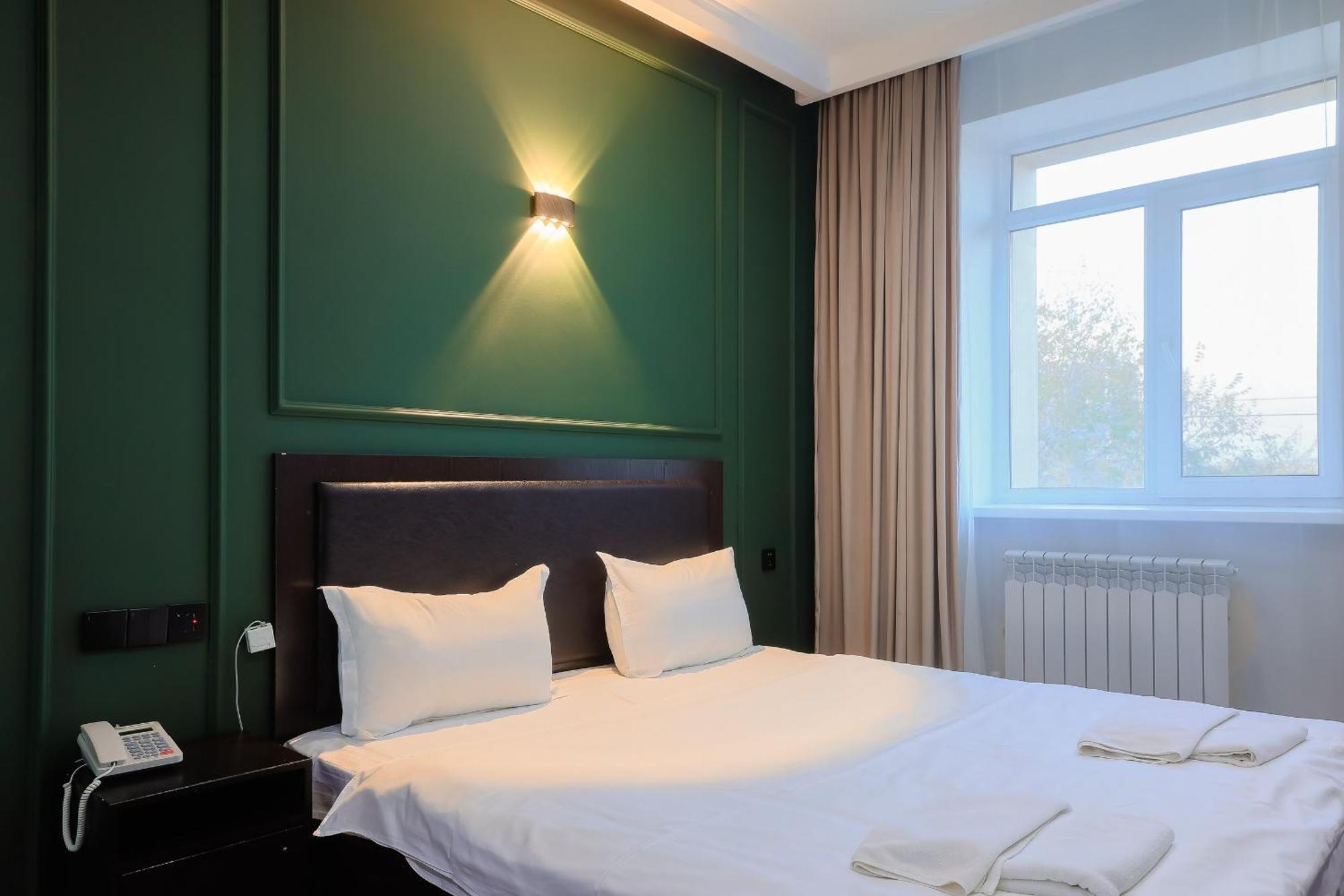 Hotel Vivaldis 알마티 외부 사진