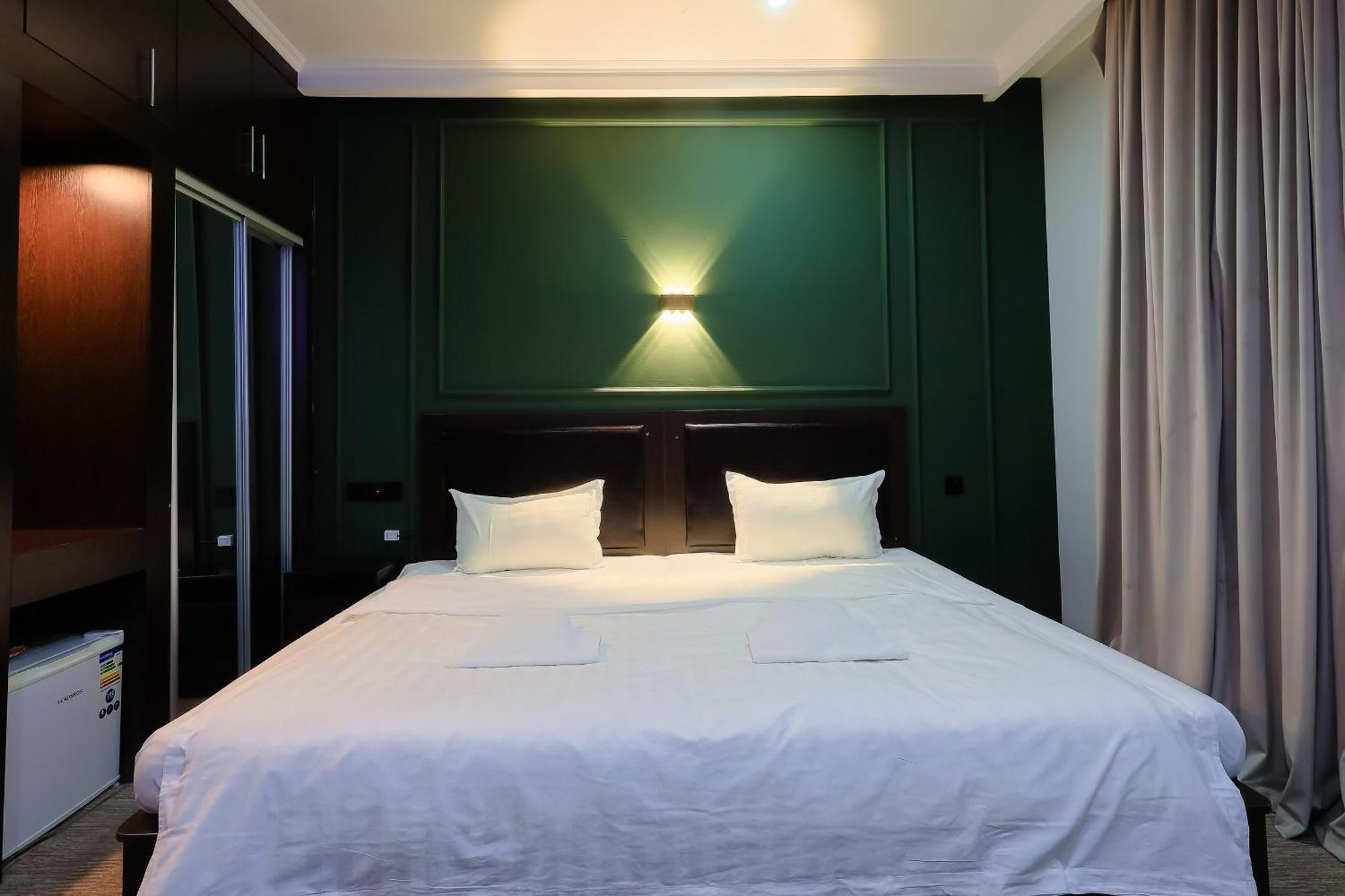 Hotel Vivaldis 알마티 외부 사진