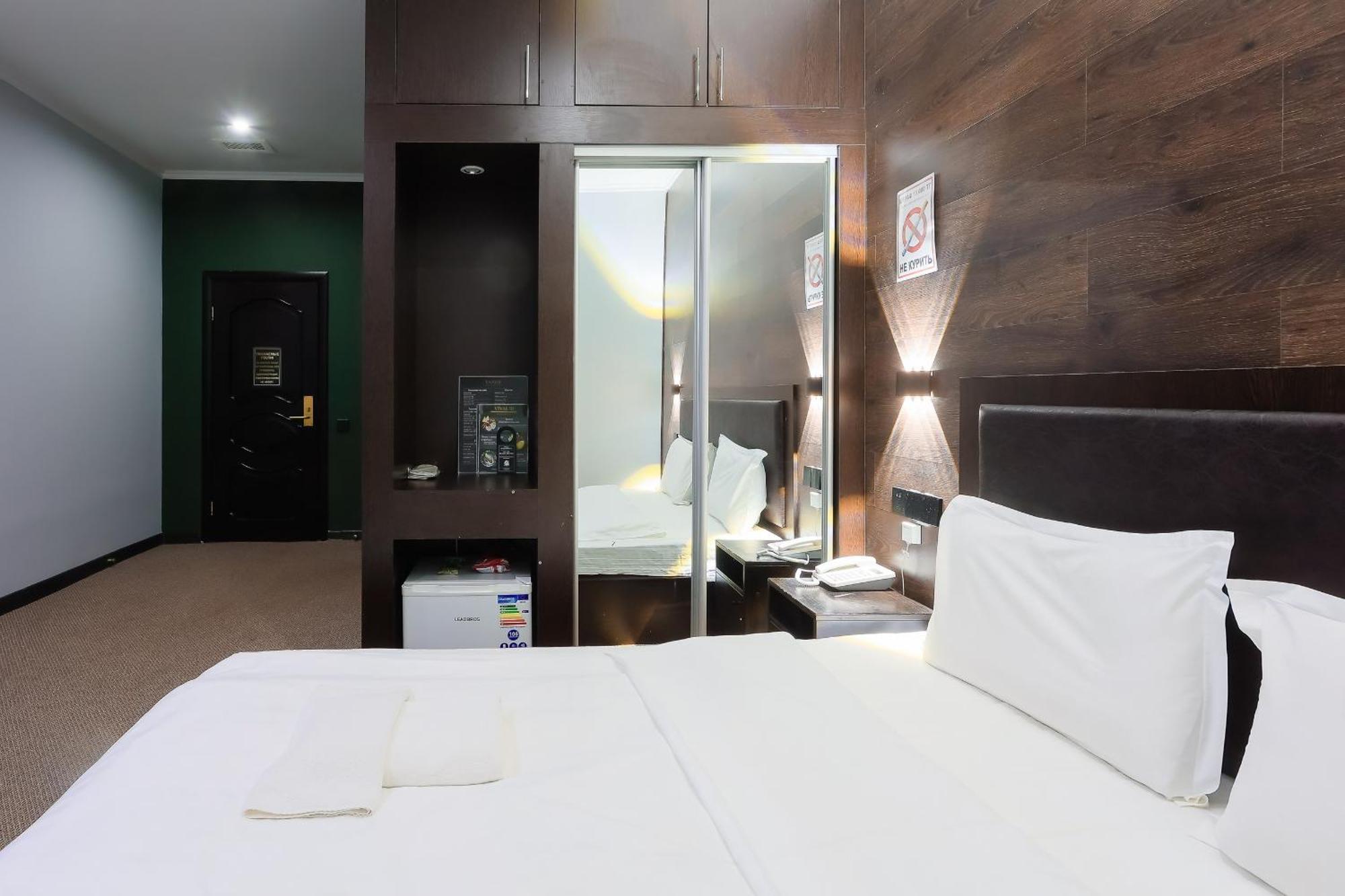 Hotel Vivaldis 알마티 외부 사진